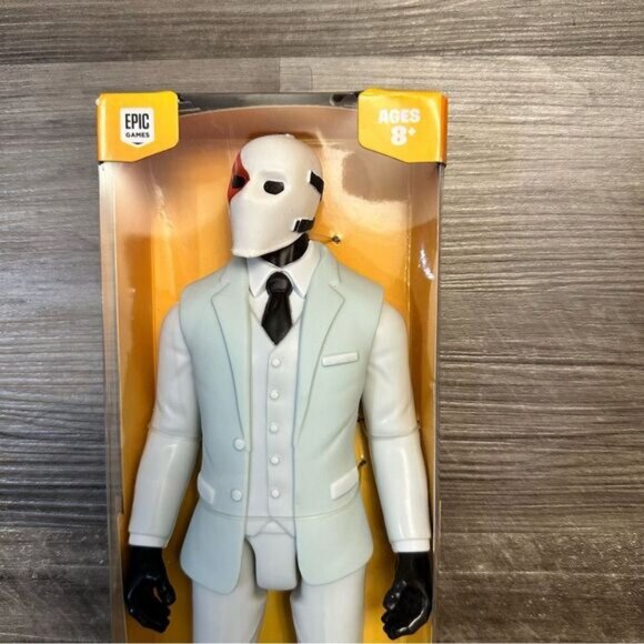 Fortnite - Victory Series -Wild Card 12" Action Figure NEW - Picture 4 of 8